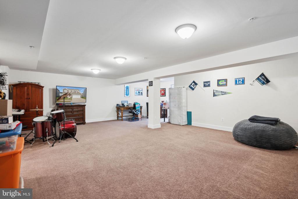 316 HAZY GROVE BEND