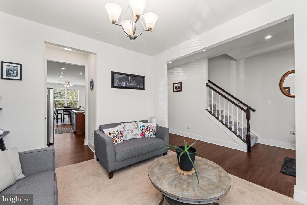 316 HAZY GROVE BEND