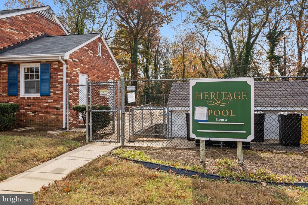 1306 HOMEWOOD LANE
