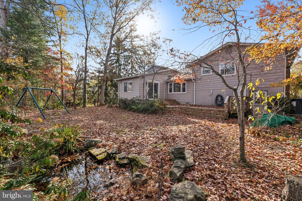 1306 HOMEWOOD LANE
