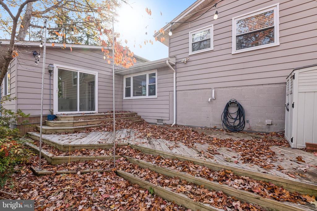 1306 HOMEWOOD LANE