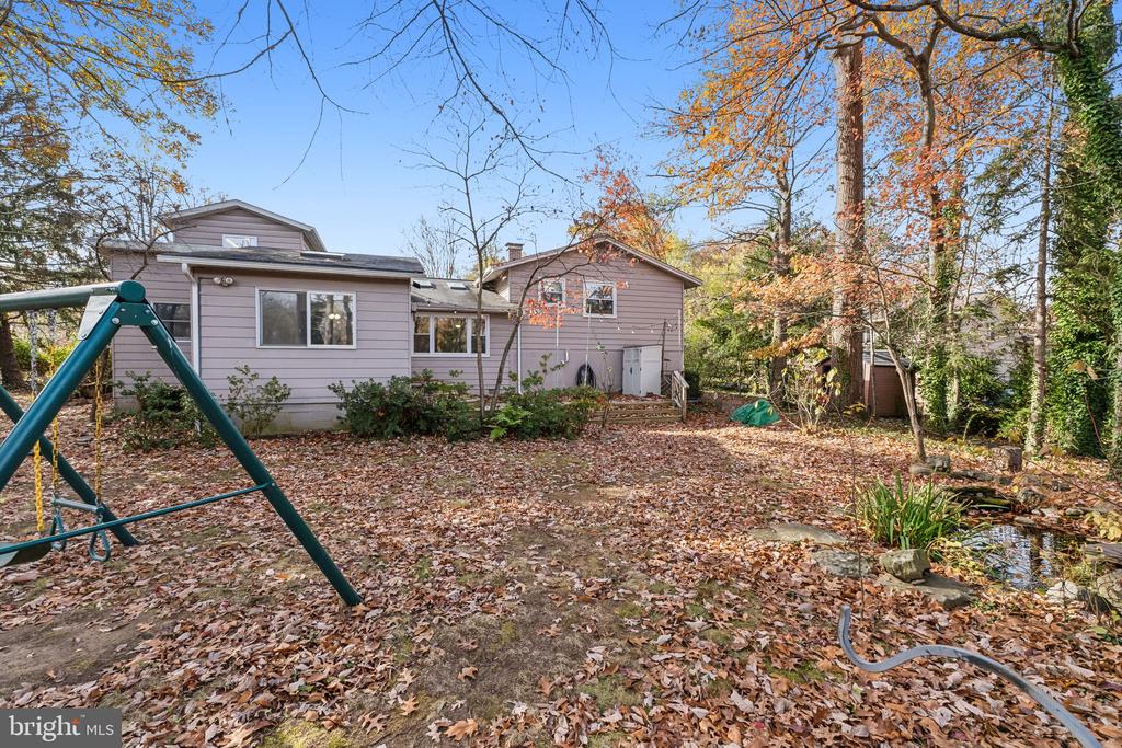 1306 HOMEWOOD LANE