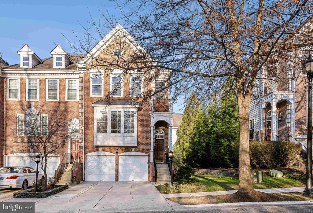 237 GALEWOOD DRIVE