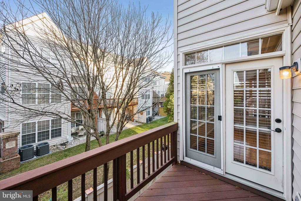 237 GALEWOOD DRIVE