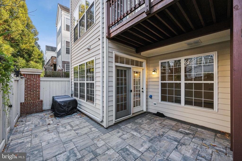 237 GALEWOOD DRIVE