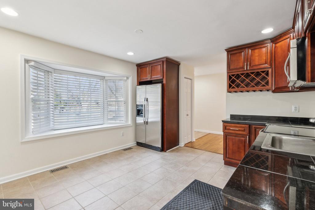 1836 SPICER COURT
