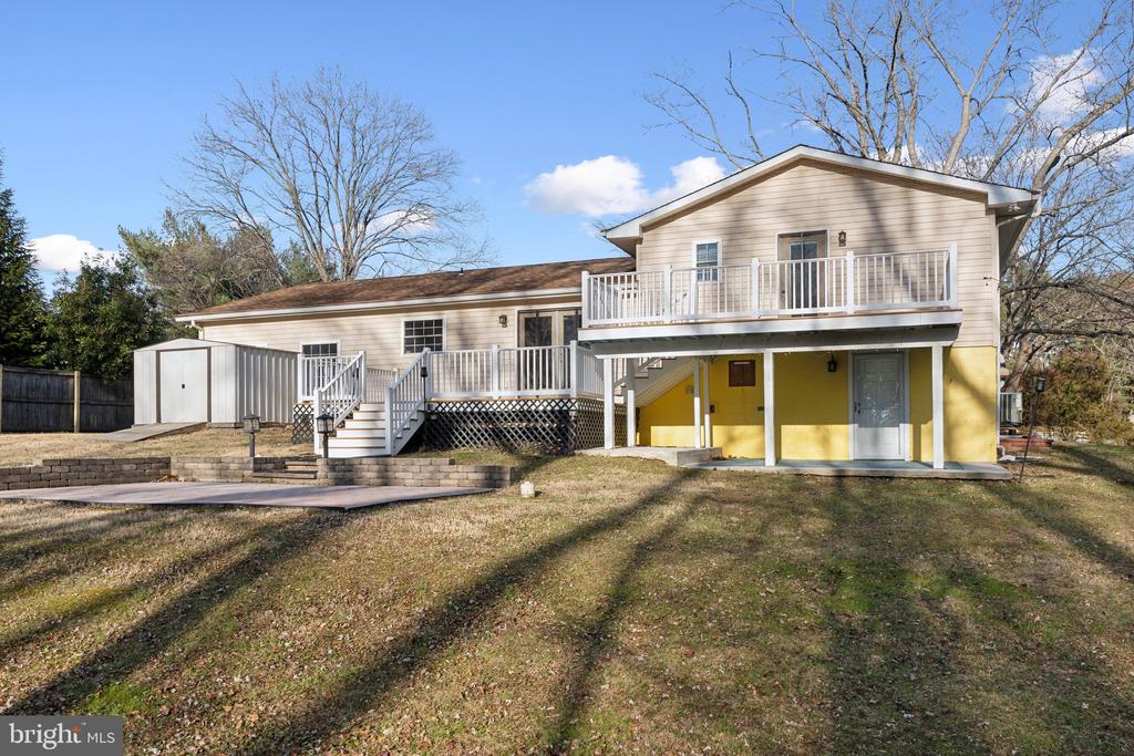 1836 SPICER COURT