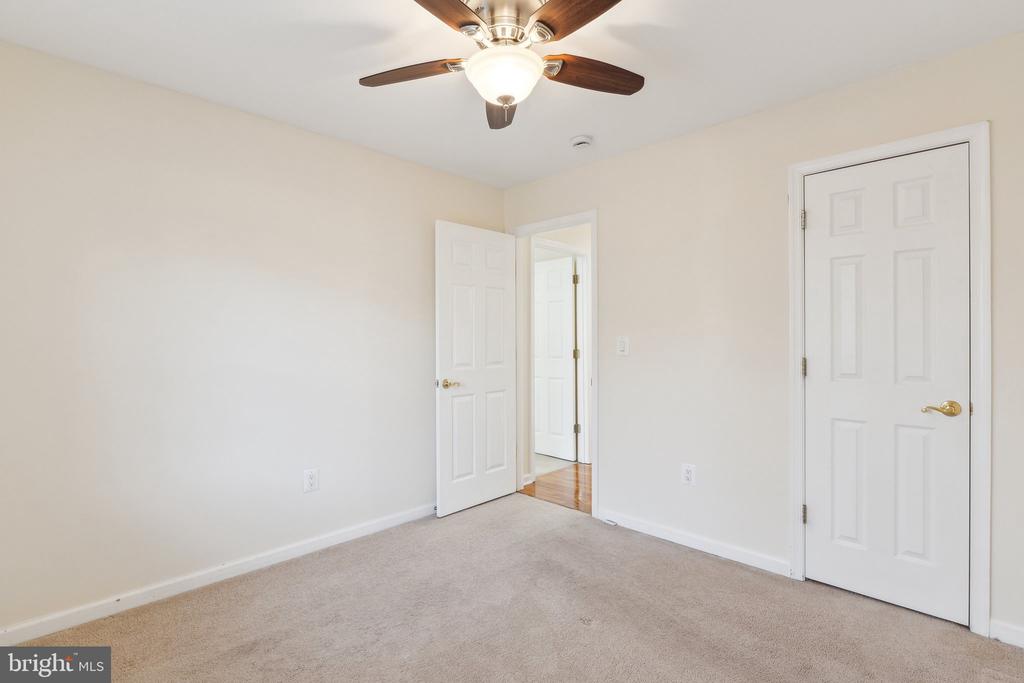 1836 SPICER COURT