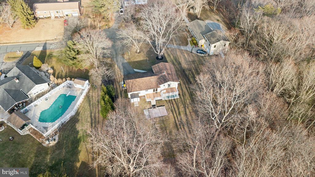1836 SPICER COURT