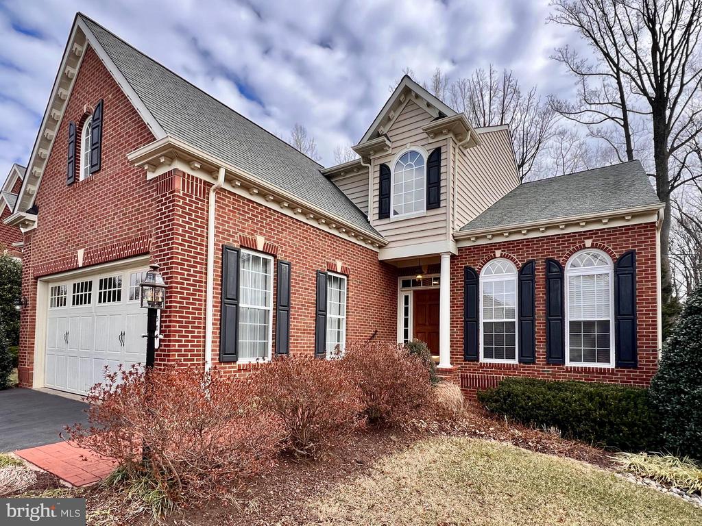 307 GRINDSTONE DRIVE