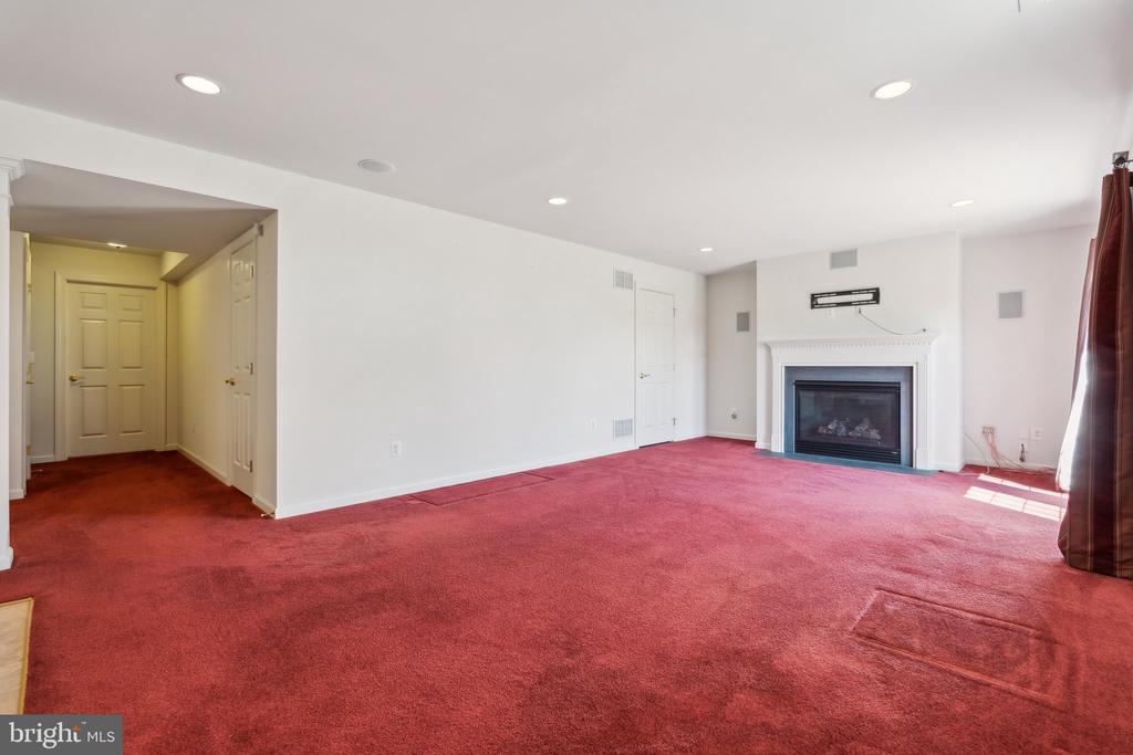 15 TREMONT DRIVE