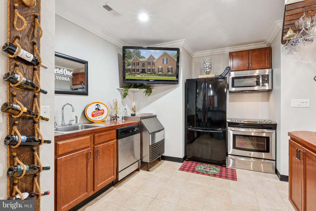 1508 CORNERSTONE COURT