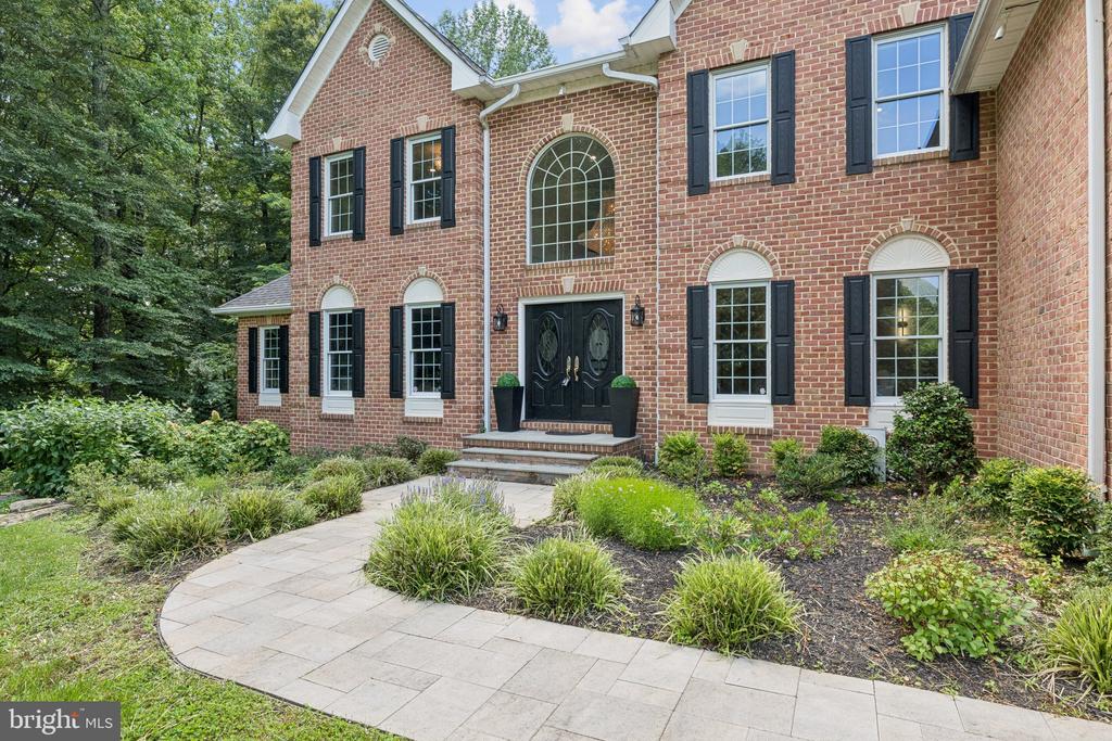 1508 CORNERSTONE COURT
