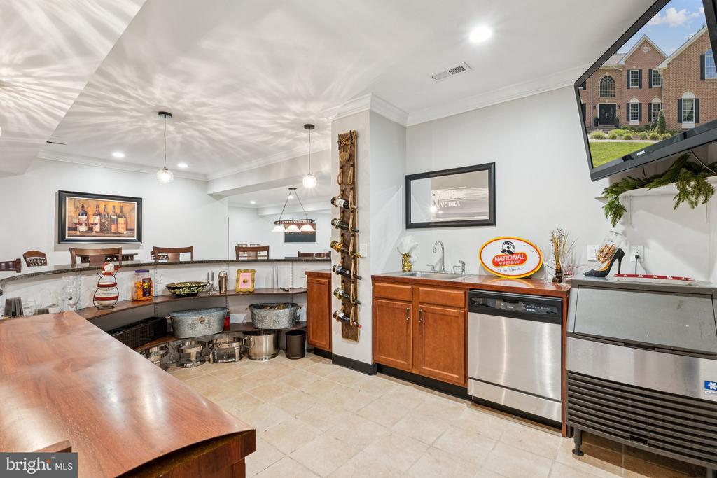1508 CORNERSTONE COURT