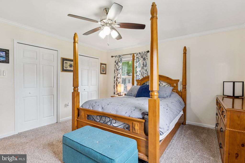 983 SUNNY COURT