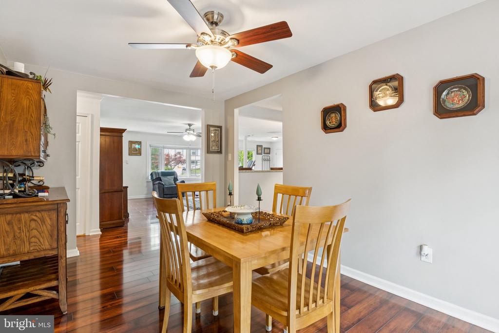 983 SUNNY COURT