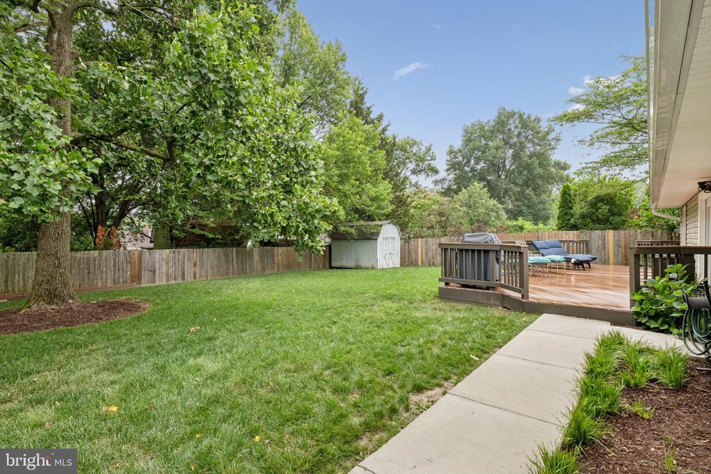 983 SUNNY COURT