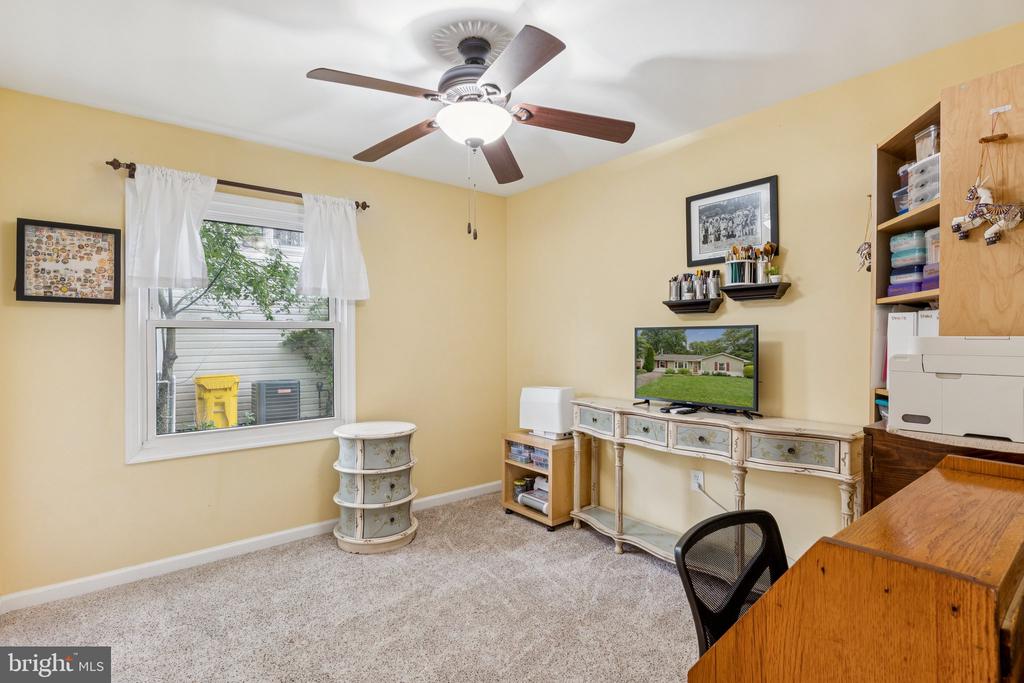 983 SUNNY COURT