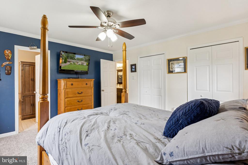 983 SUNNY COURT