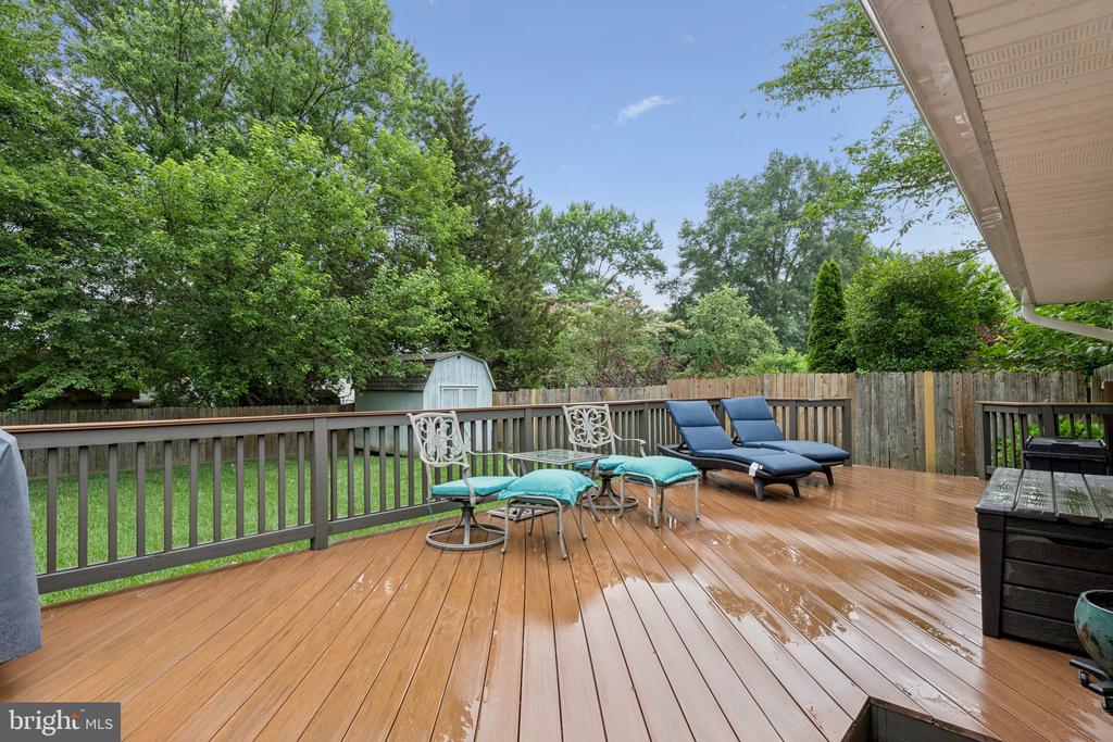 983 SUNNY COURT