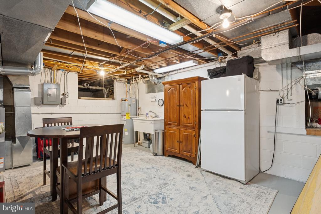 346 EDGEWATER ROAD
