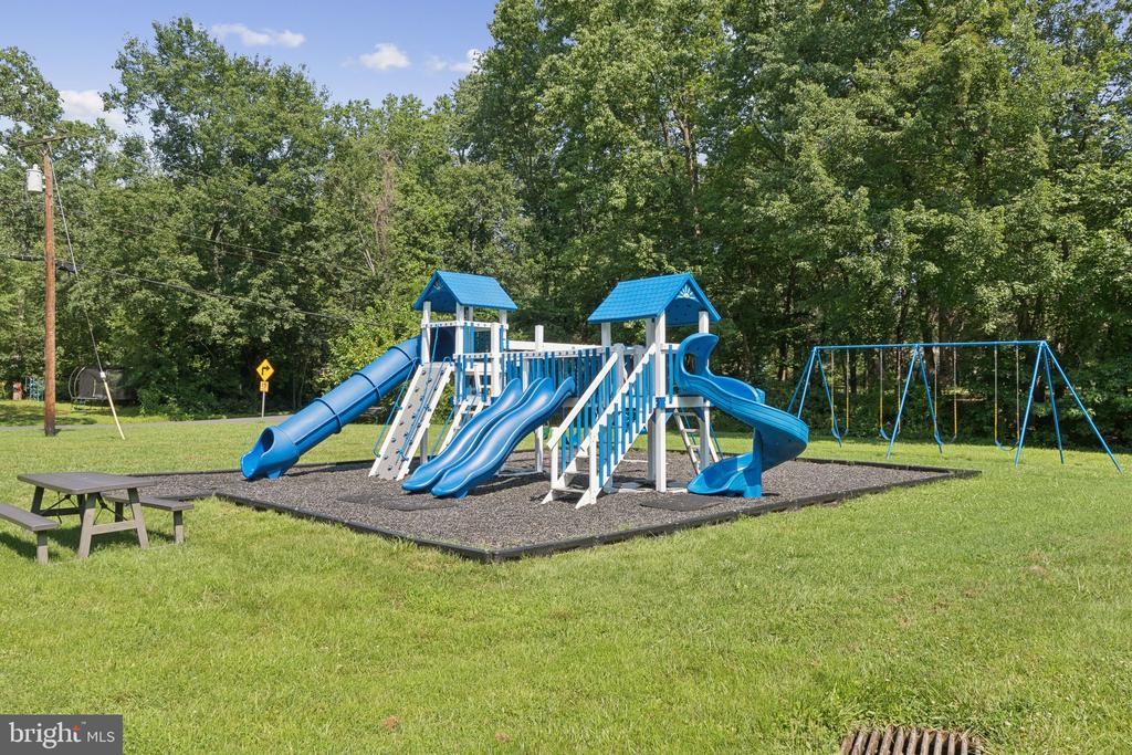 346 EDGEWATER ROAD