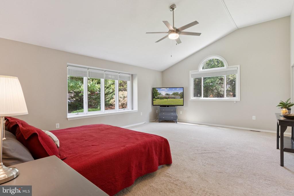 346 EDGEWATER ROAD