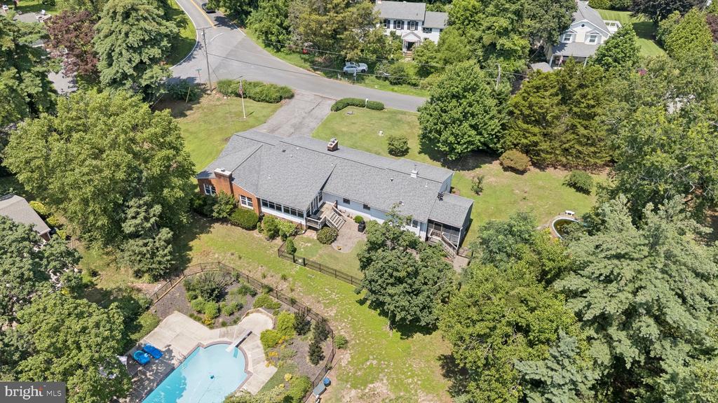 346 EDGEWATER ROAD