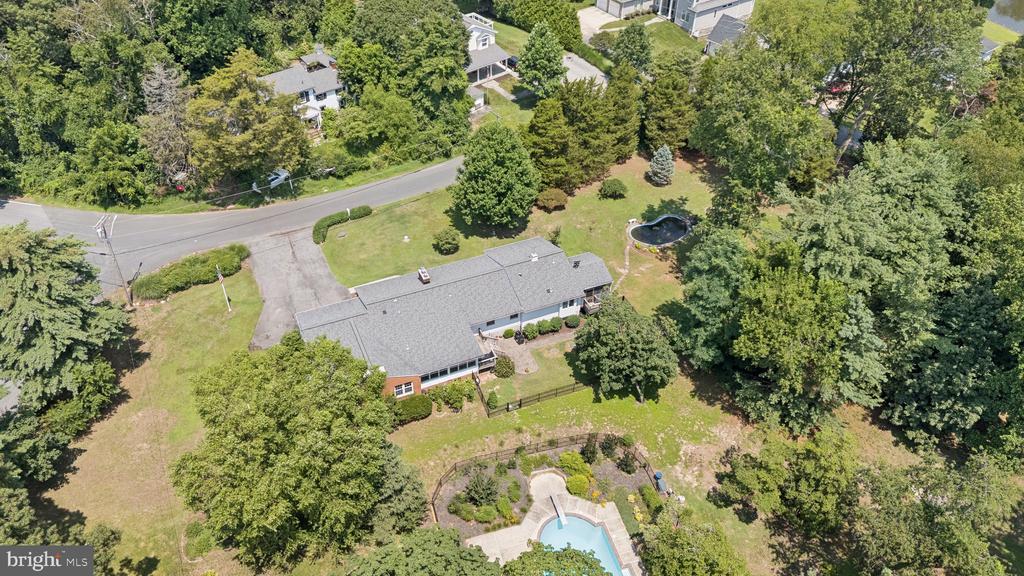 346 EDGEWATER ROAD