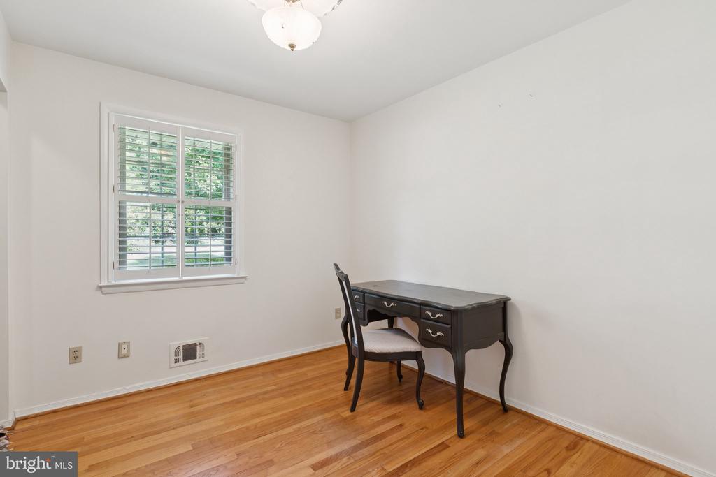 346 EDGEWATER ROAD