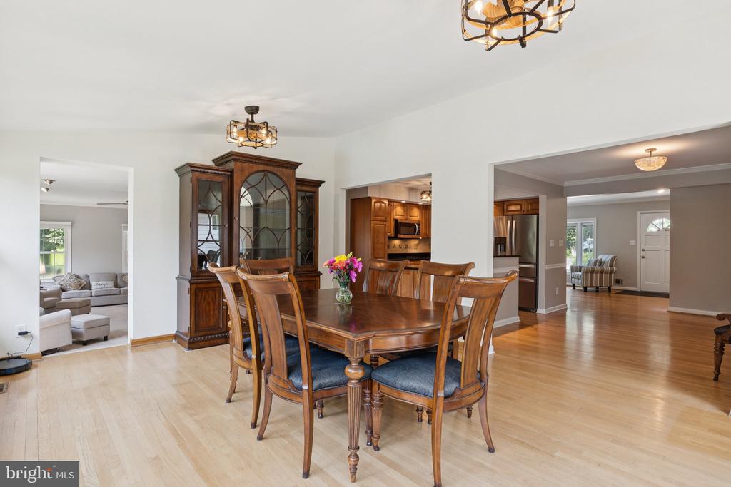 346 EDGEWATER ROAD