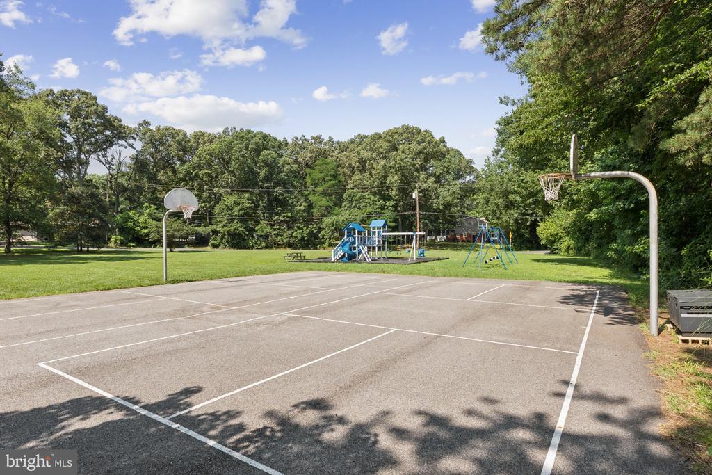 346 EDGEWATER ROAD