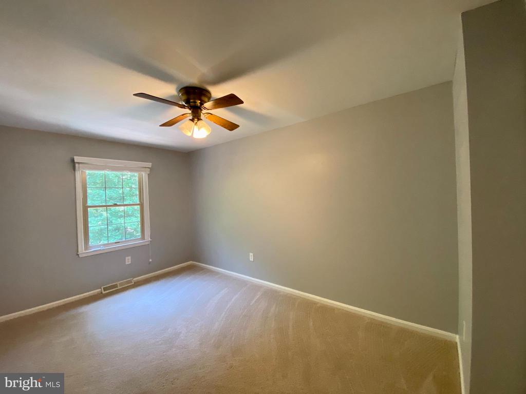 516 ANDREW HILL ROAD