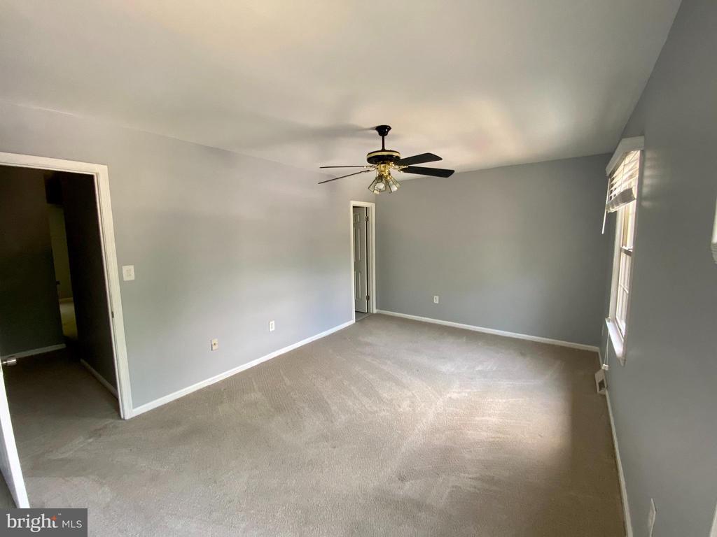 516 ANDREW HILL ROAD
