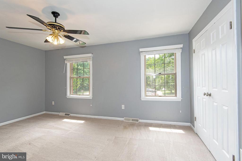 516 ANDREW HILL ROAD
