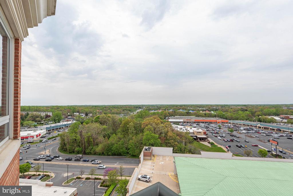 1915 TOWNE CENTRE BOULEVARD Unit: 1013