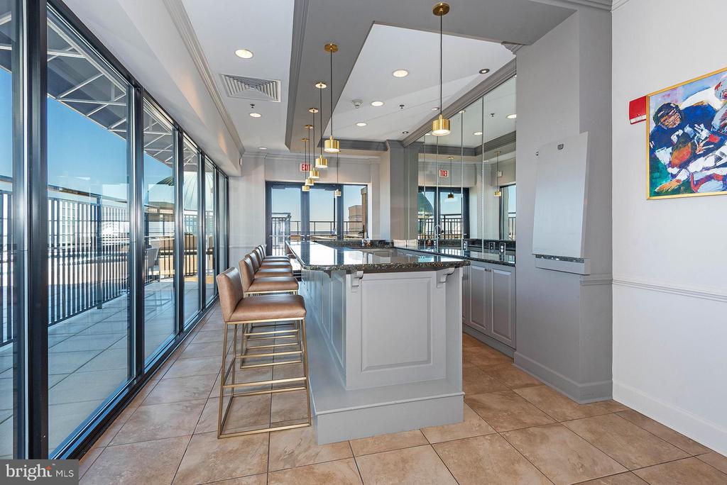 1915 TOWNE CENTRE BOULEVARD Unit: 1013