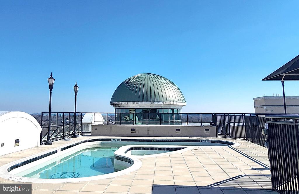 1915 TOWNE CENTRE BOULEVARD Unit: 1013