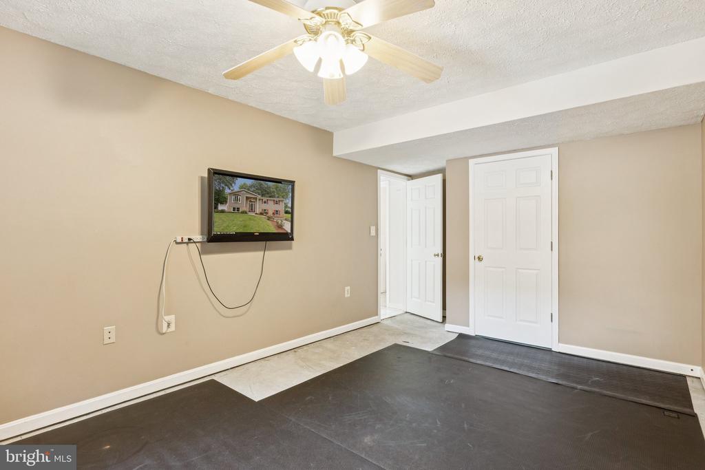 485 WHITE CEDAR LANE