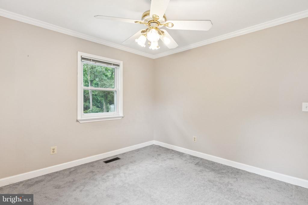 485 WHITE CEDAR LANE