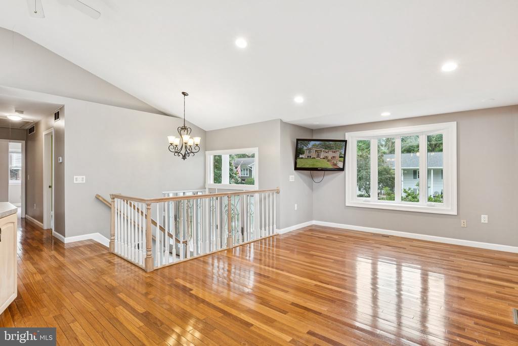 485 WHITE CEDAR LANE