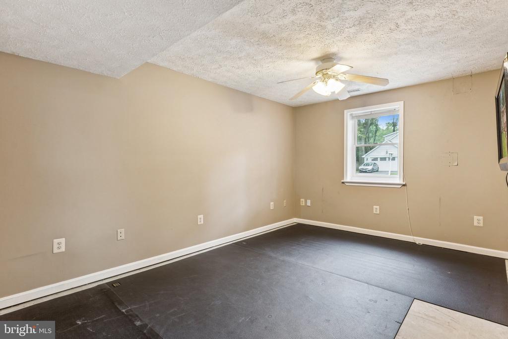 485 WHITE CEDAR LANE