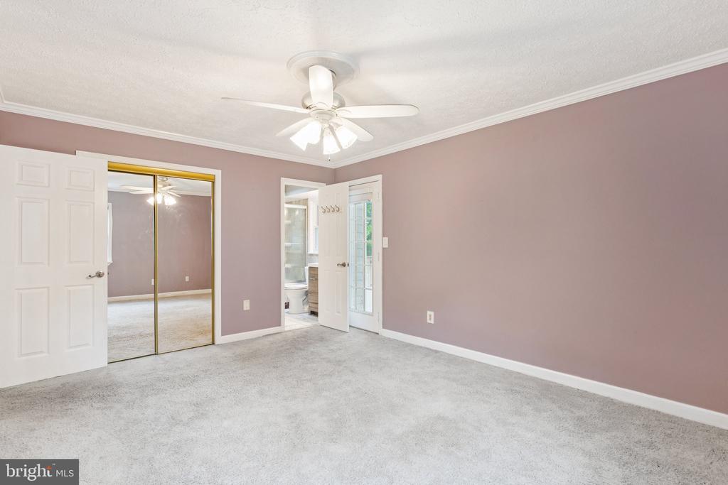 485 WHITE CEDAR LANE