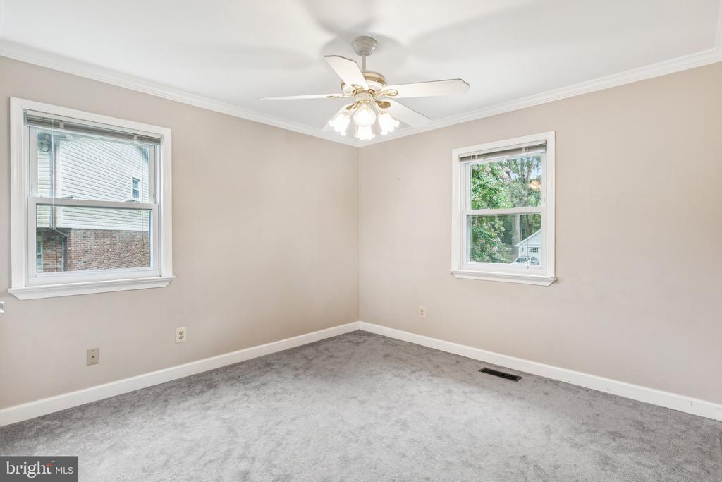 485 WHITE CEDAR LANE