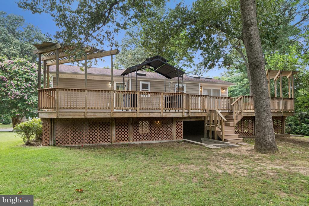 485 WHITE CEDAR LANE