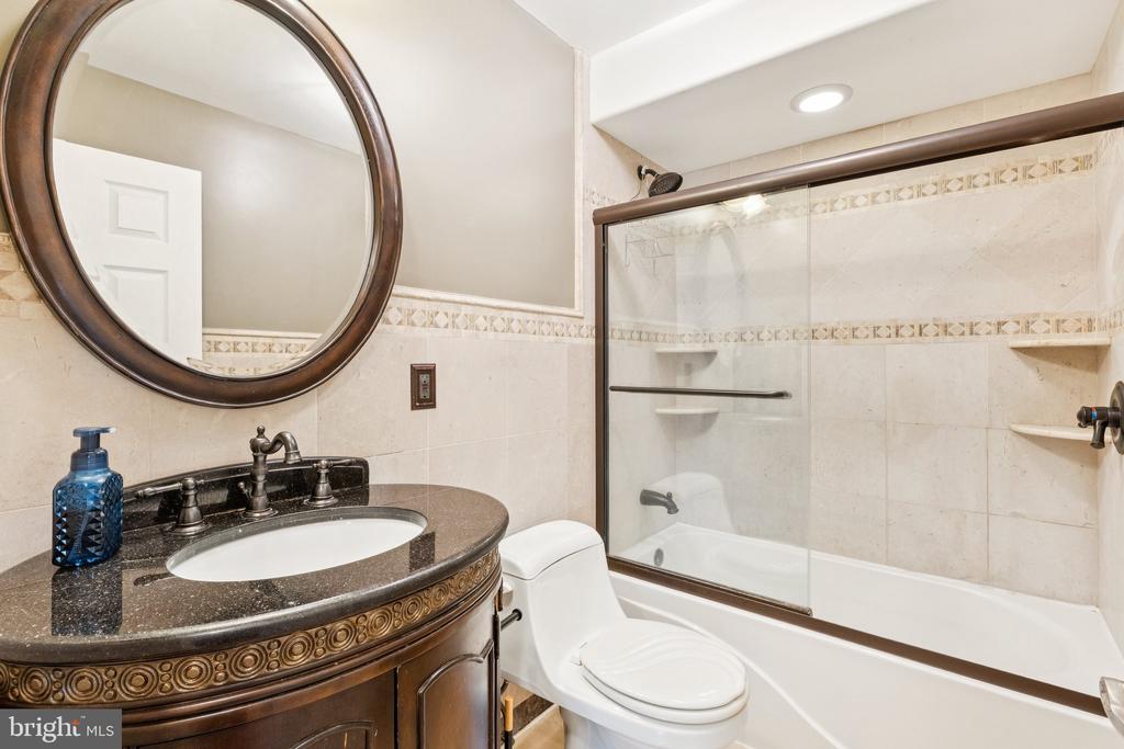 485 WHITE CEDAR LANE