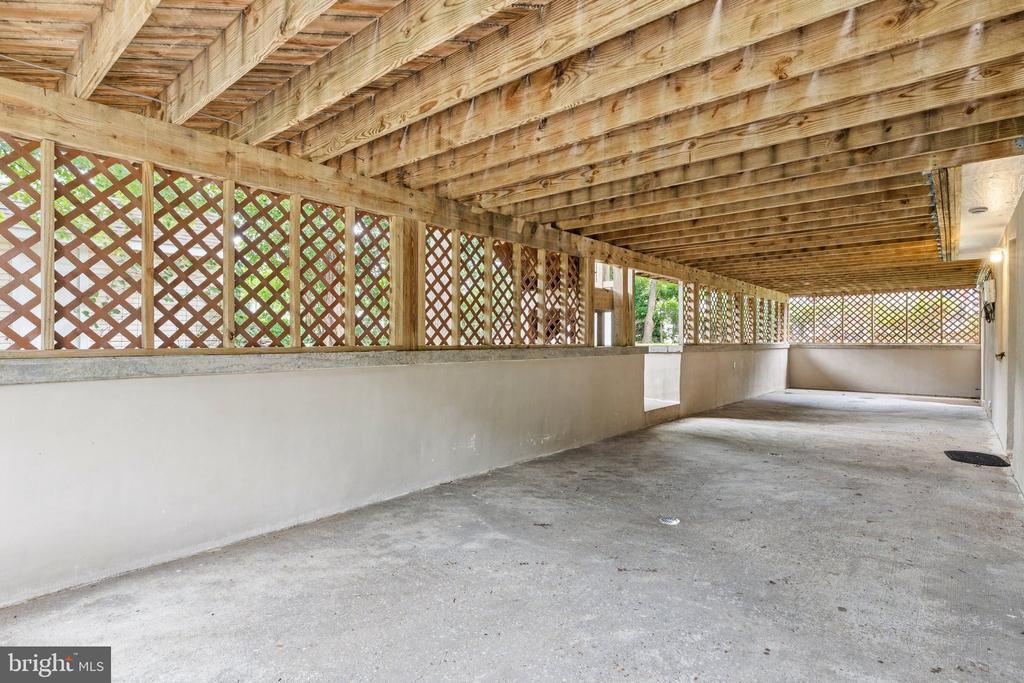 485 WHITE CEDAR LANE