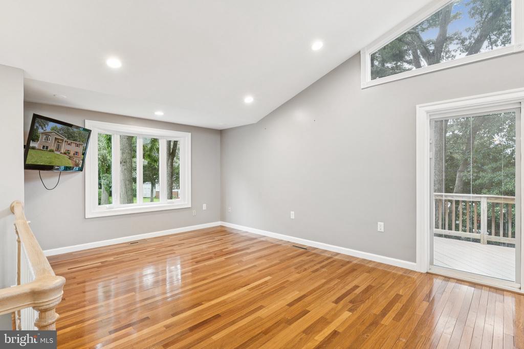 485 WHITE CEDAR LANE