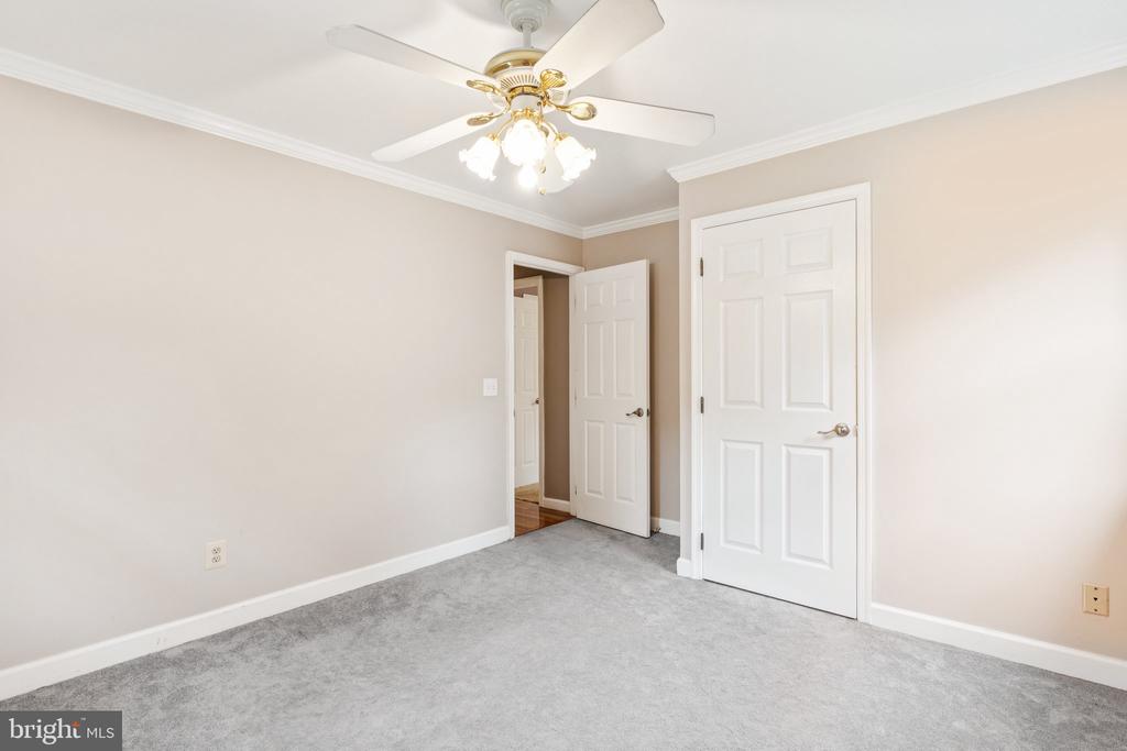485 WHITE CEDAR LANE