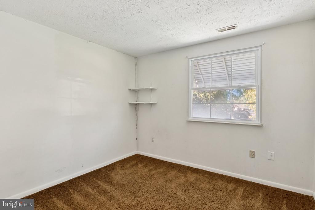 8279 SEBRING COURT